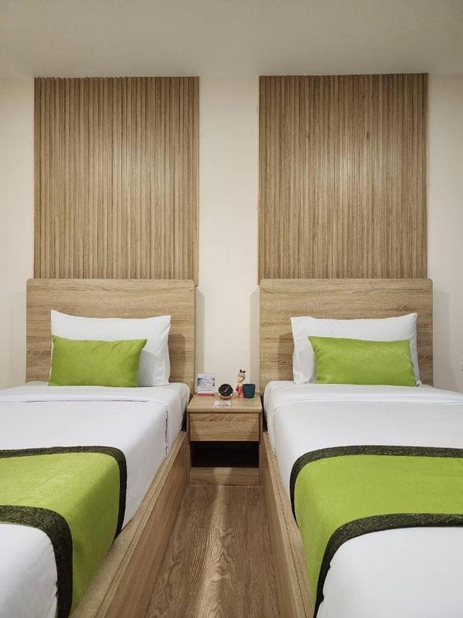 Icheck Darisa Hotell 3*